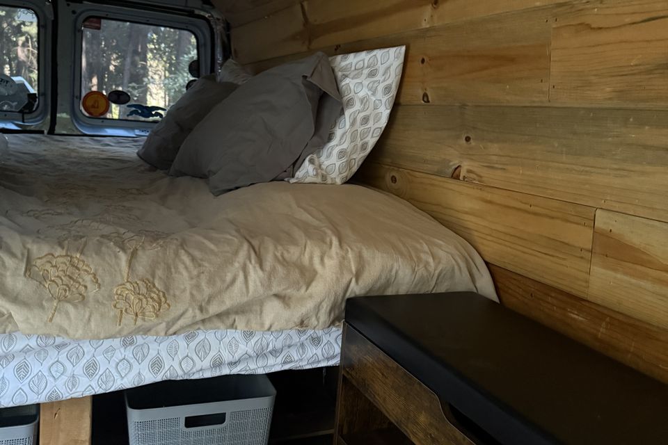 Van queen bed