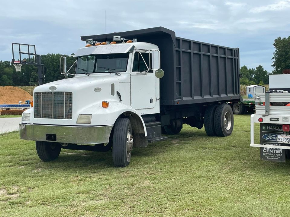 Top Notch Grading and Hauling, Top Notch Grading and Hauling NC, Top Notch Grading NC, Grading Services NC, Hauling Services NC, Land Clearing Services NC