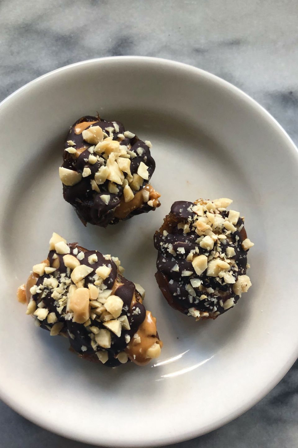 Snickers stuffed dates
