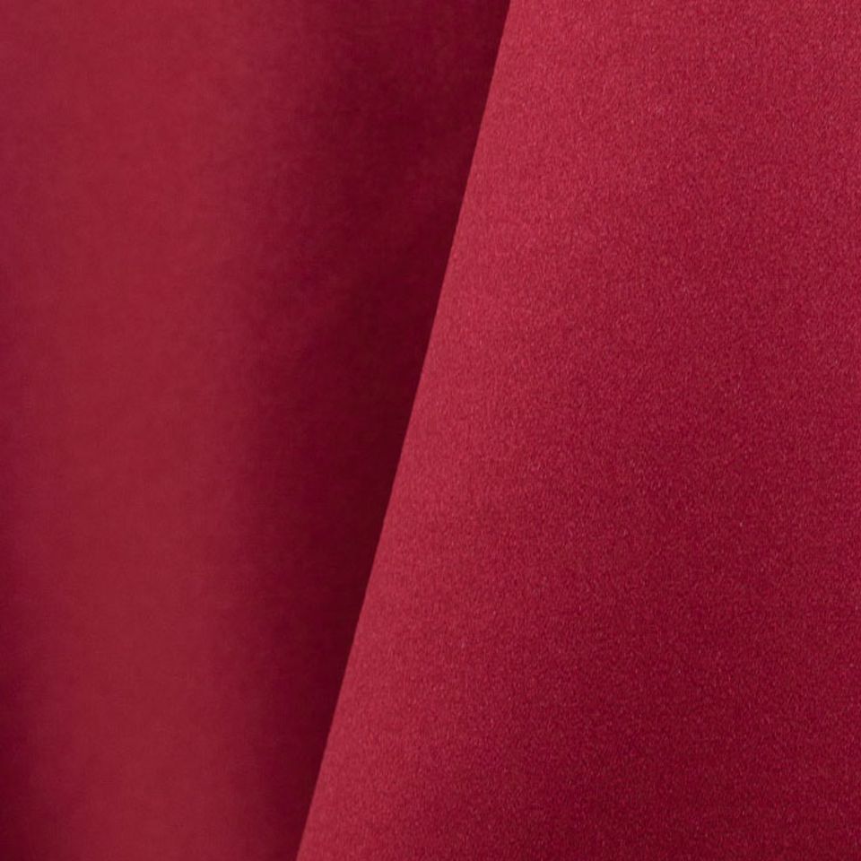 Lamour matte satin ruby 644