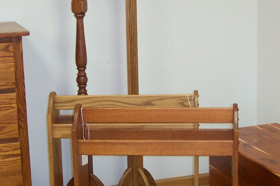 Hall tree w blanket chest