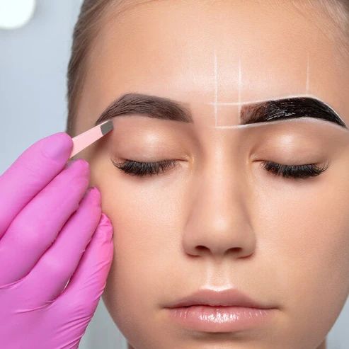 Henna brow tint
