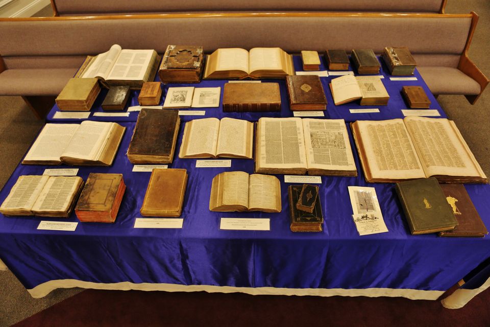 Bibles1