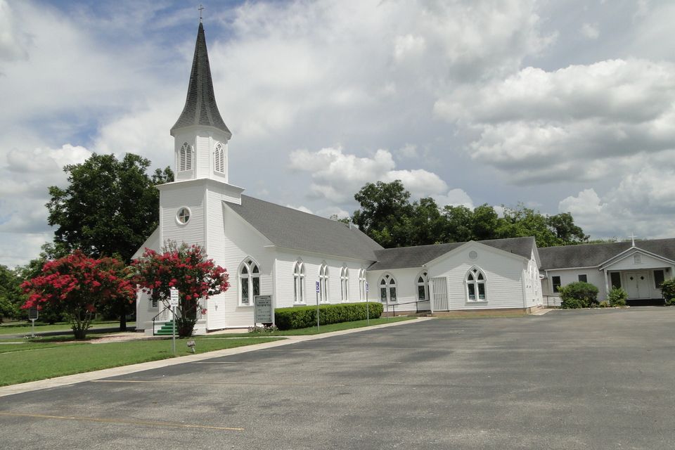 Immanuel lutheran church   photo by shirley grammer