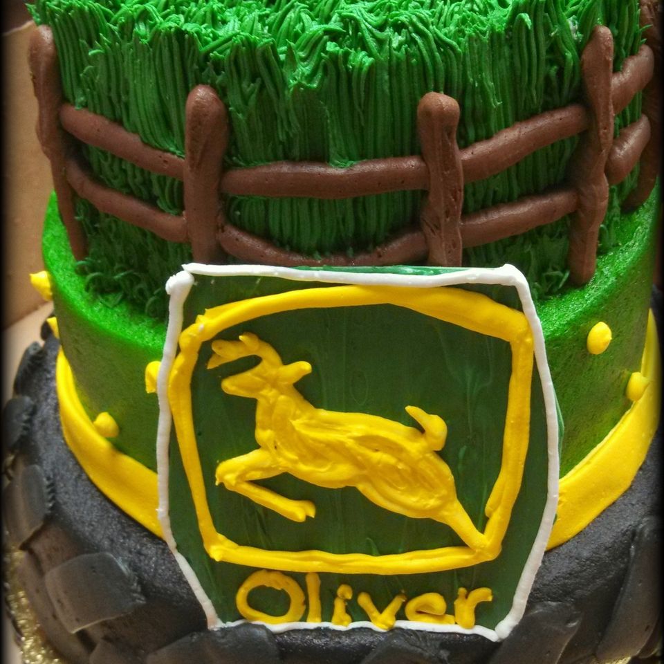 Cakes misc 11220180616 17953 1oooege