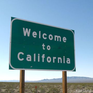 211020 california welcome sign