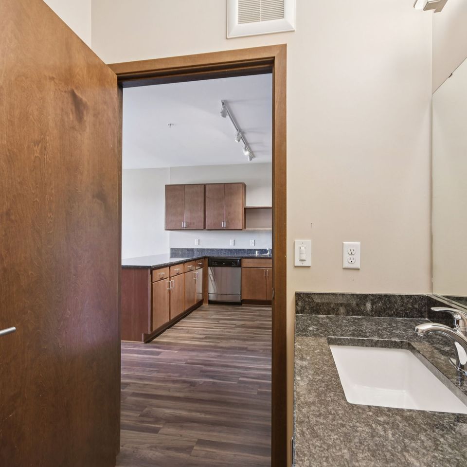 64 web or mls old hudson rd unit 202 012