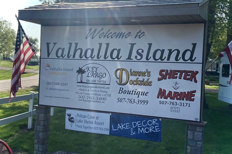 Bandk designs slayton 96