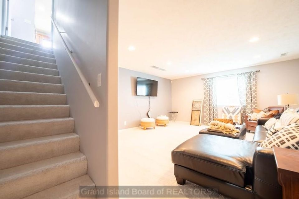 1312 n ruby ave grand island c 3