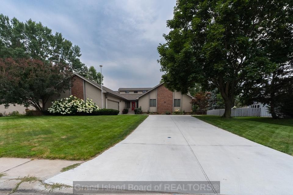 3127 woodridge blvd grand island ne 68801 a 1
