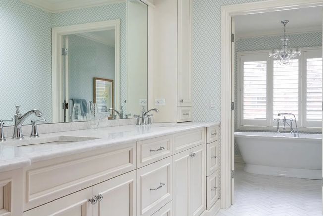 Imgi 106 bathroom5 1920w