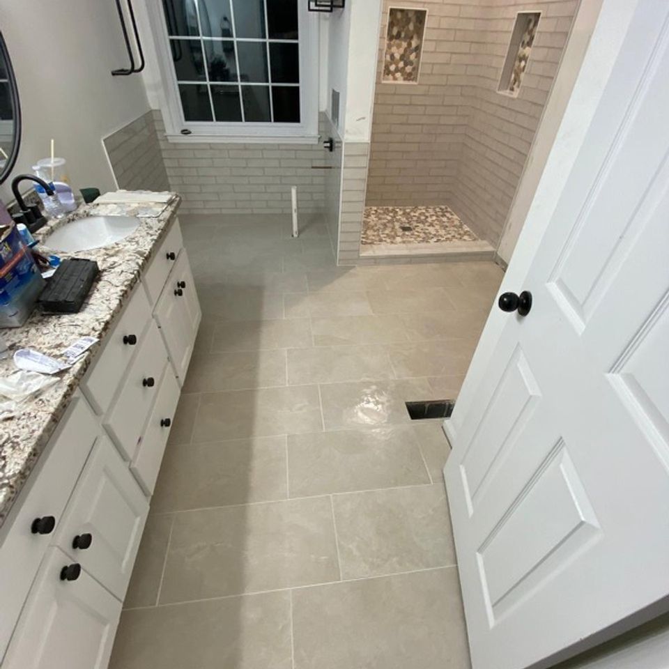 Buchanan Contracting full bathroom tile reno