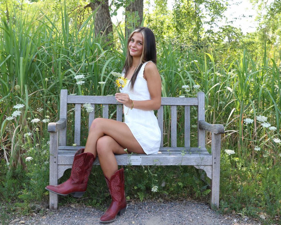 Senior pictures (111)