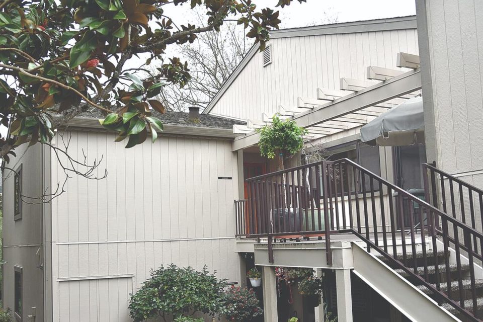 Castlewood condo 1024x658