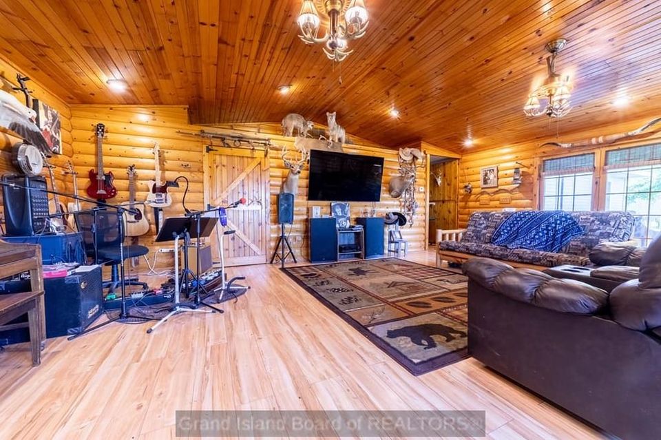 3324 n homestead dr grand island c 6