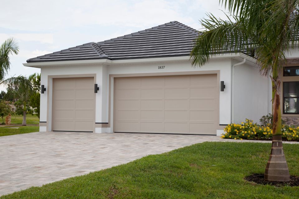 73sandstone 600 series