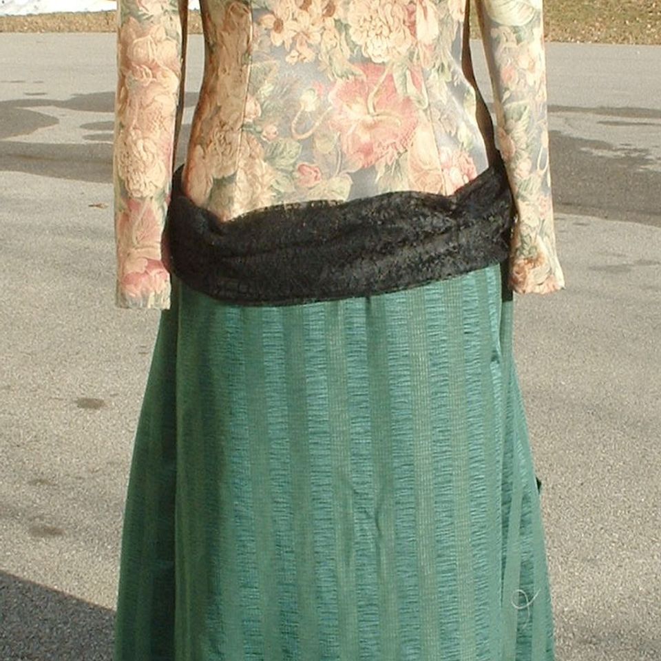 15dressesmarch2307 (1)20150914 19858 sm6zv8
