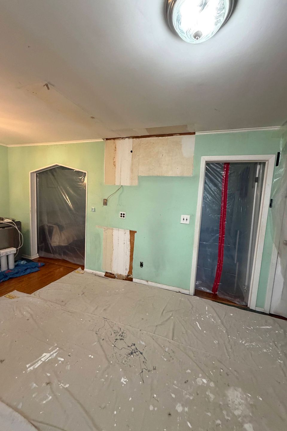 Kitchen before 2
