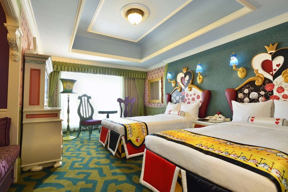 01 tokyo disneyland hotel character rooms uniquerooms1217