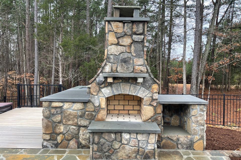 Masonry company near raleigh, masonry projects raleigh nc, outdoor kitchens raleigh, outdoor pizza ovens, custom outdoor pizza ovens raleigh nc