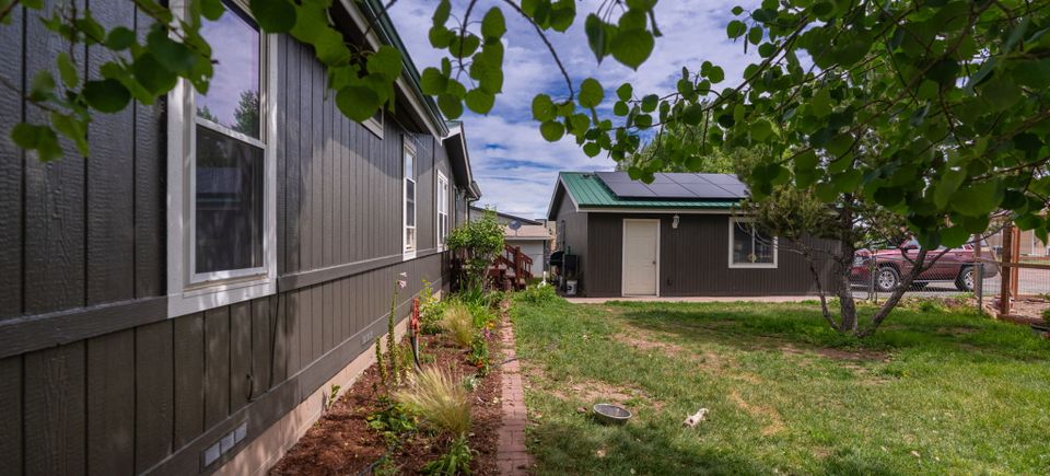 5 web or mls 8 bassick ln 5 (2)