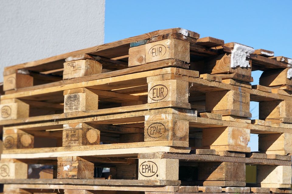 Euro pallets g49b4cb2d6 1920