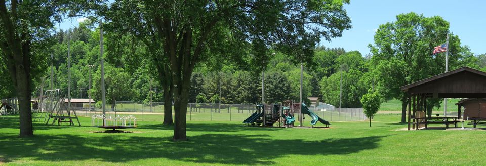 Playground better cropped20170606 1783 149m4jk