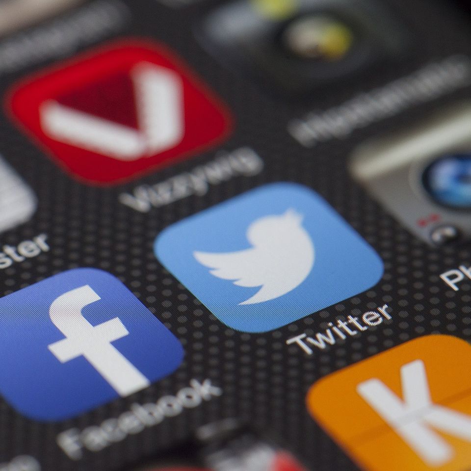 Social media ga48b08a6a 1920