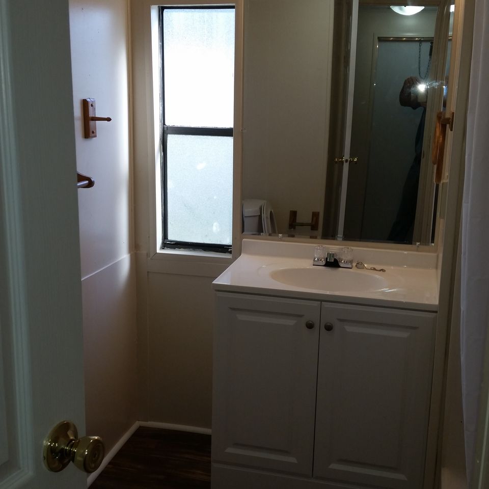 Lot 12 bath20171031 808 4wkpql