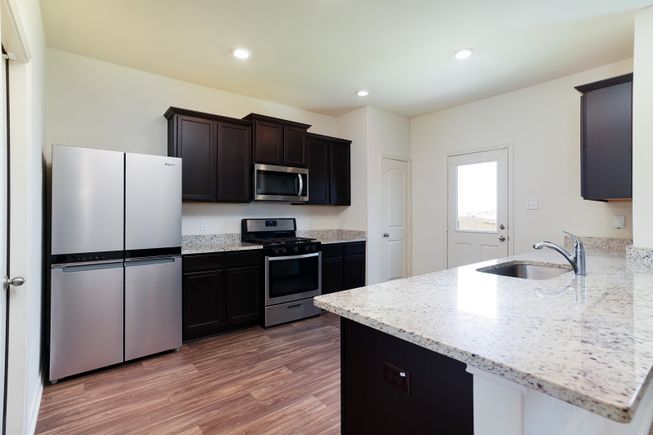 08 15319 harbor lndg 8 mls