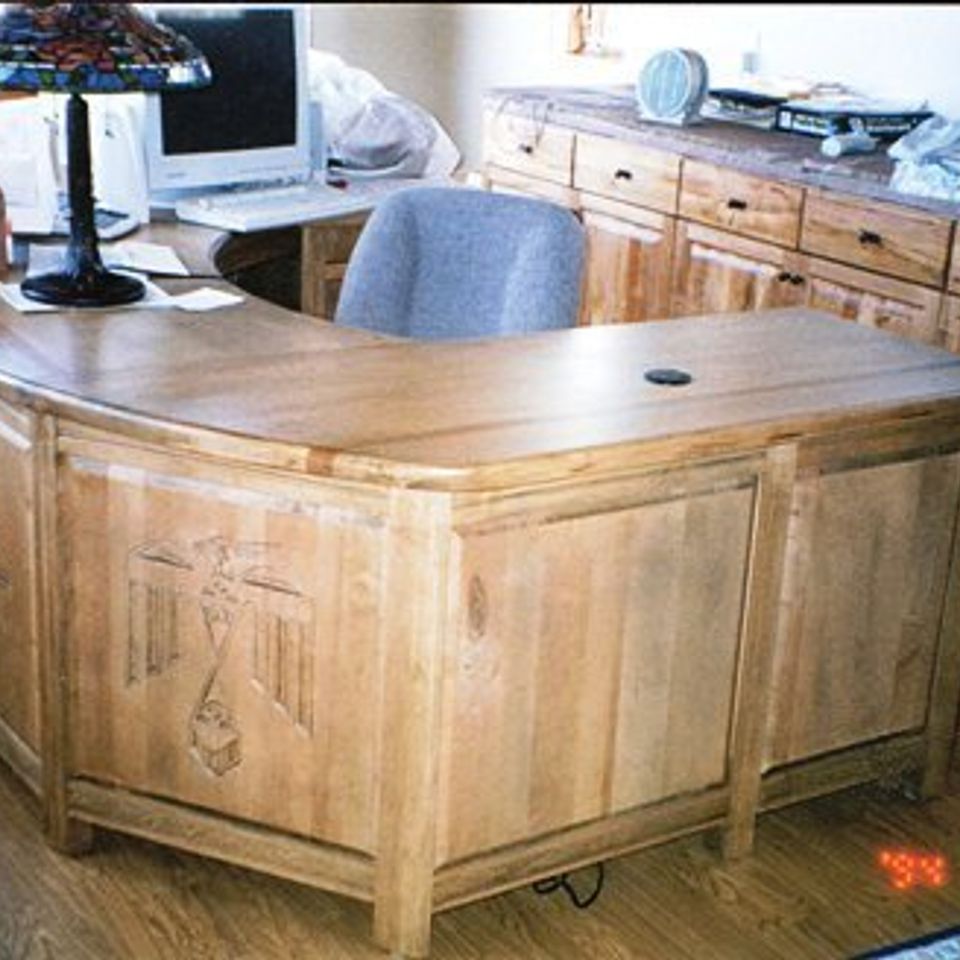 Desk 500 a20151113 10683 6mwncm