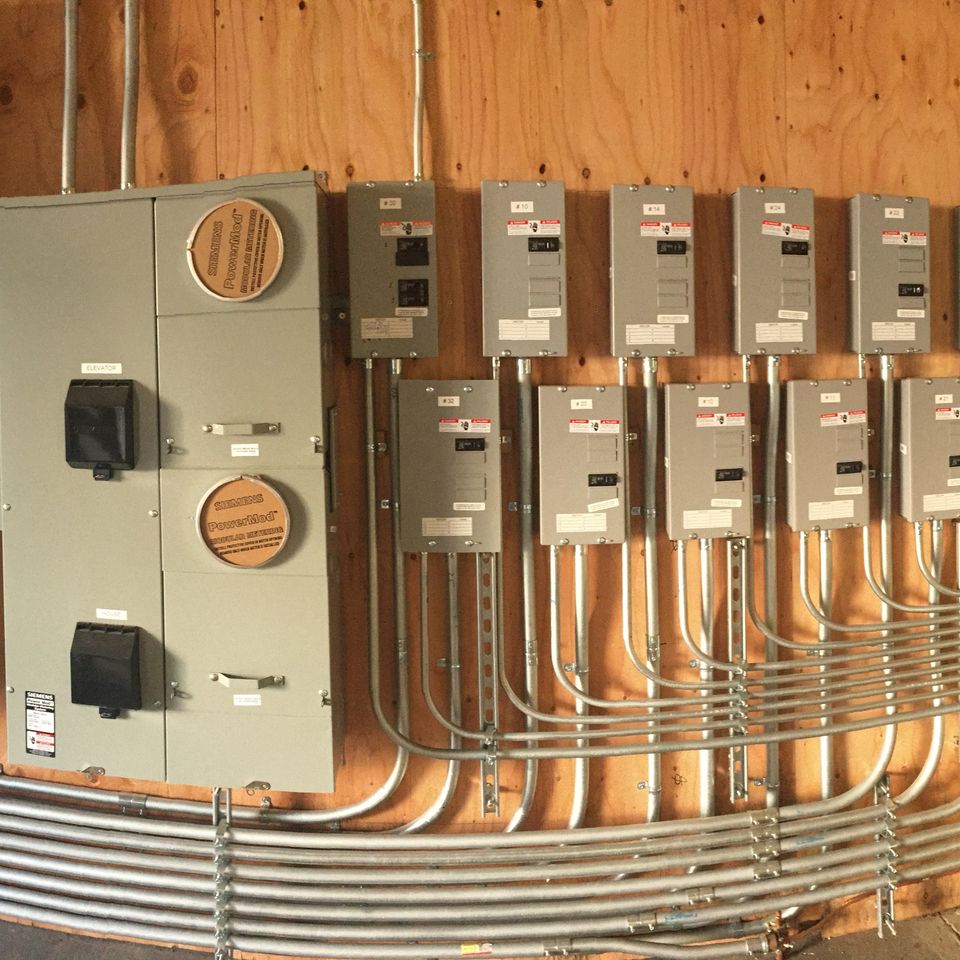 Panel photo 2