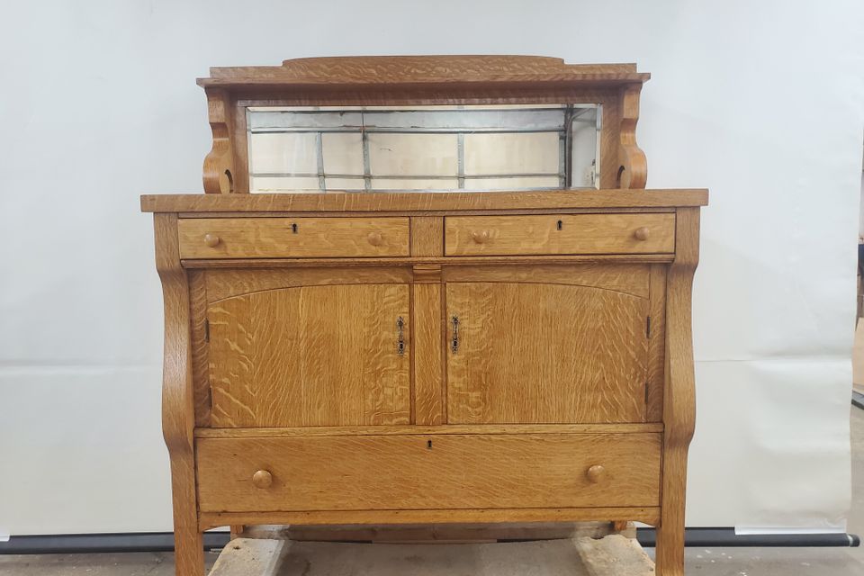 Antique restoration buffet so