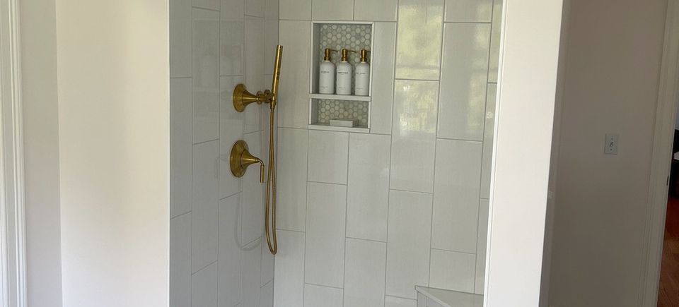 Pearce full shower