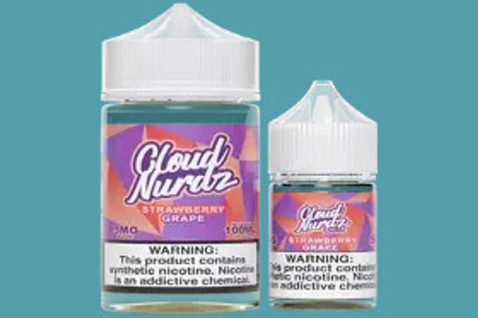 Cloud Nurdz Strawberry Grape