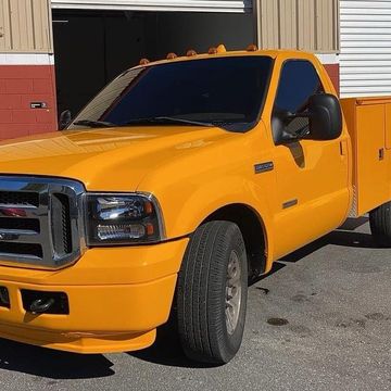 Orange t