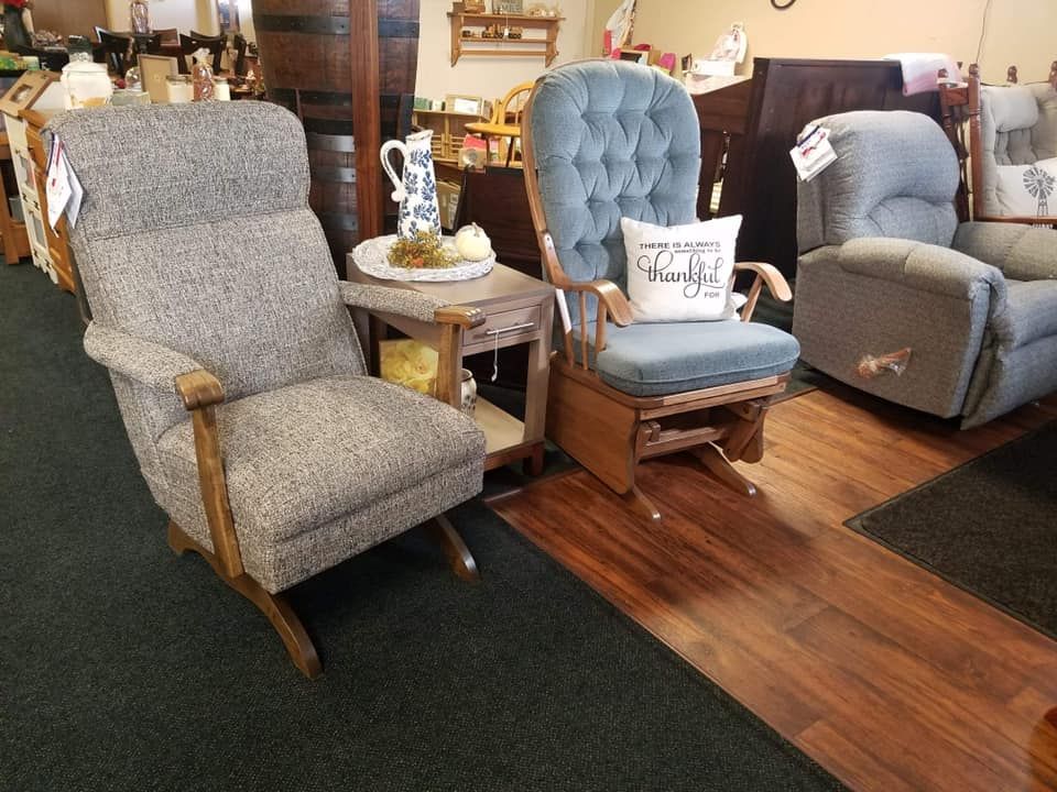 Heirloom Furniture & Gifts custom Amish rockers