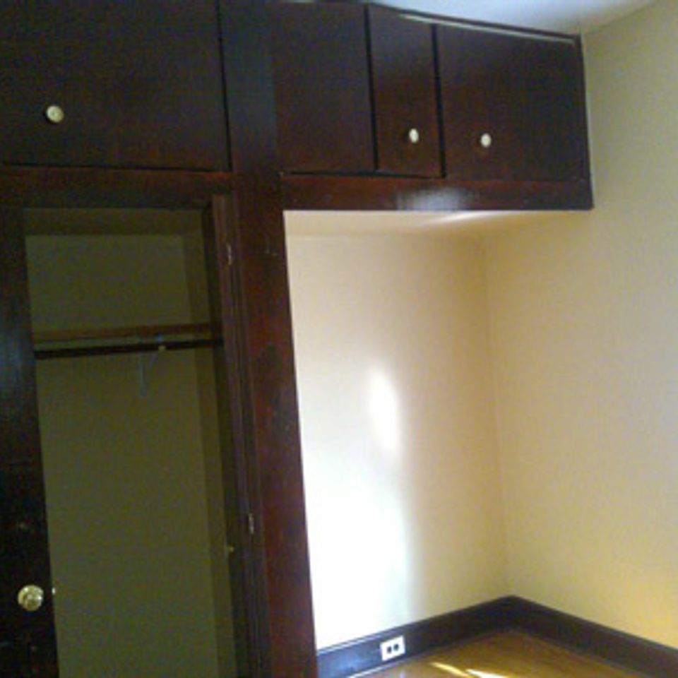 3408 columbus bedroom