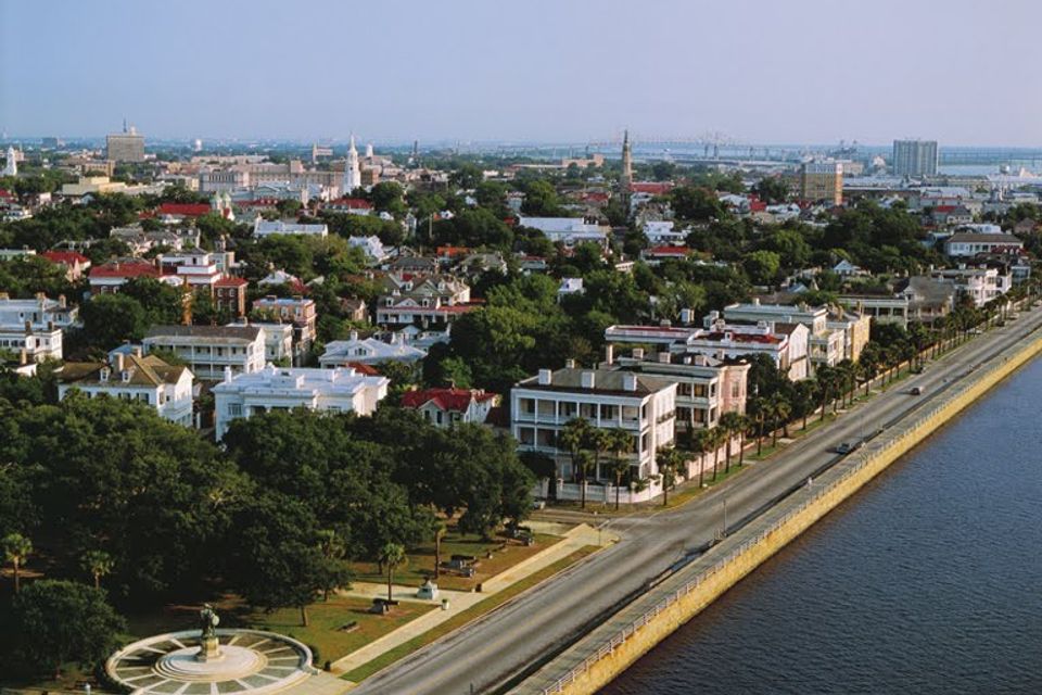 Downtown charleston sc creaturo  5  bgeditor 1312834183194