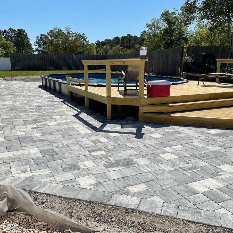 Bachmann pool patio
