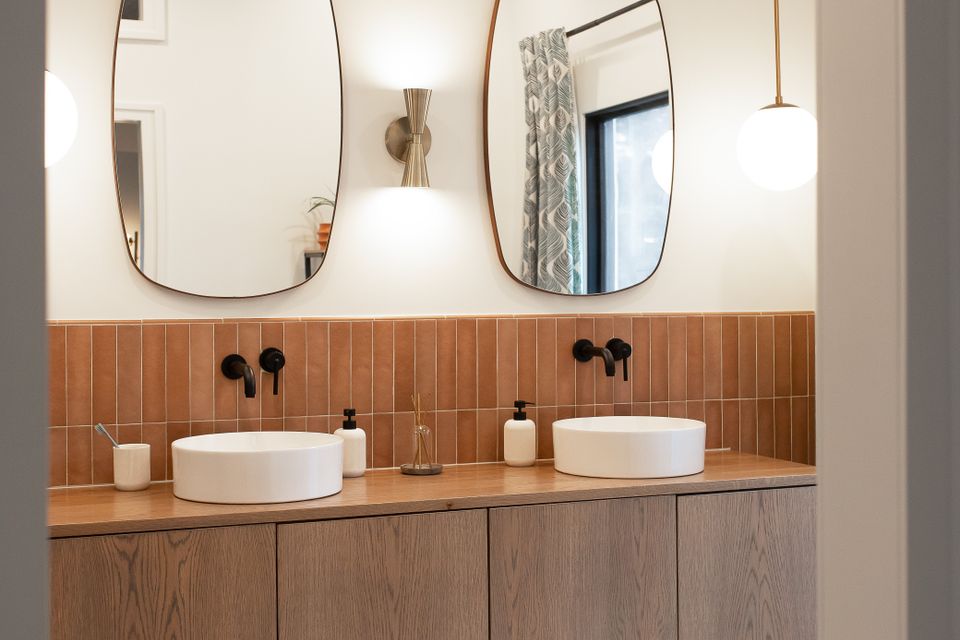 Thornsberry bathroom 1