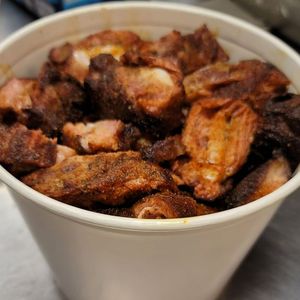 Bucket of tips