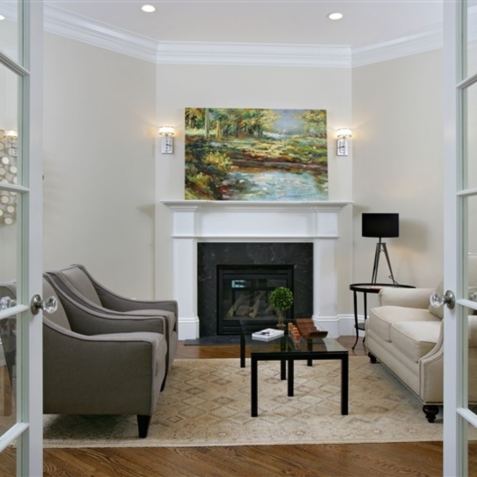 33 beaverplace  familyroomphotoresz