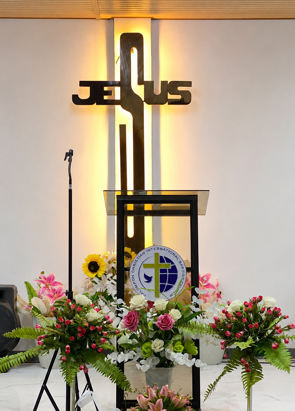 Pcibc cross and pulpit