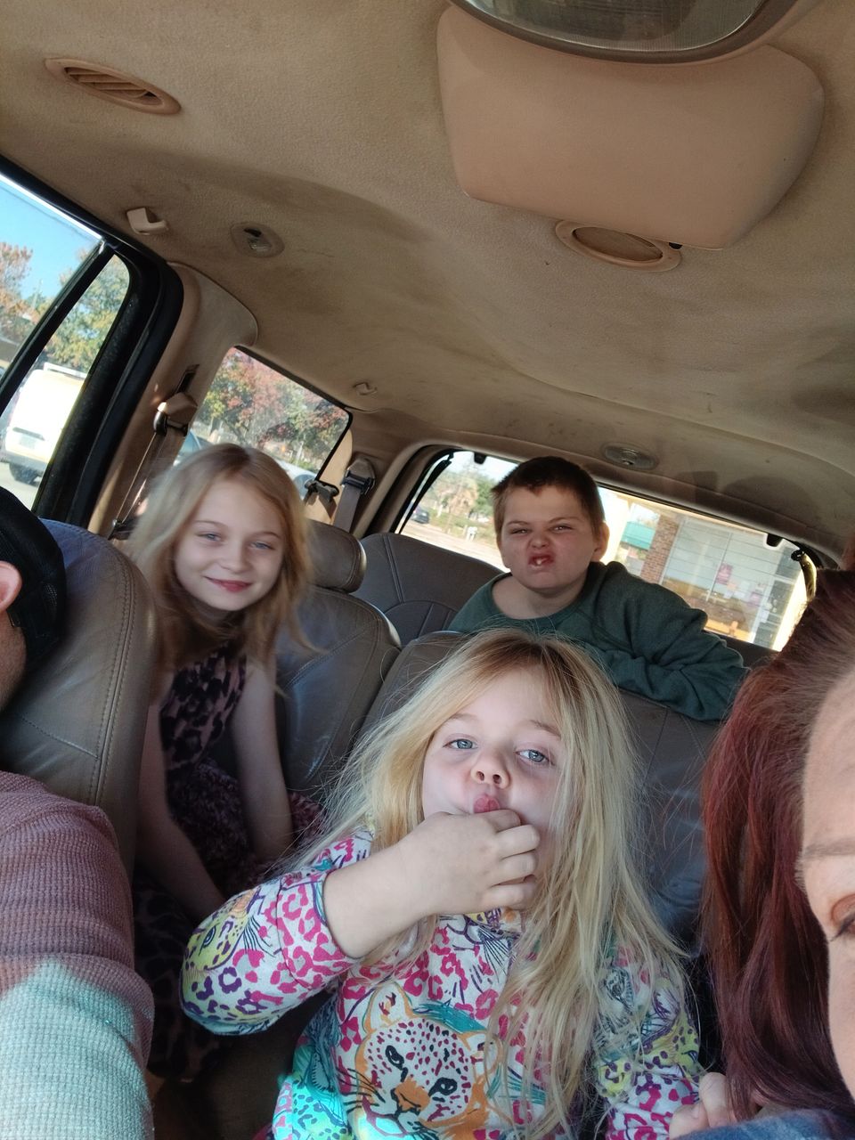 30 inbound6080060569939442189