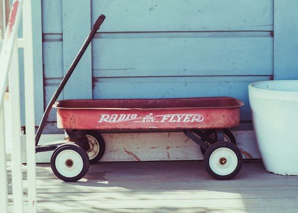 Radio Flyer red wagon 