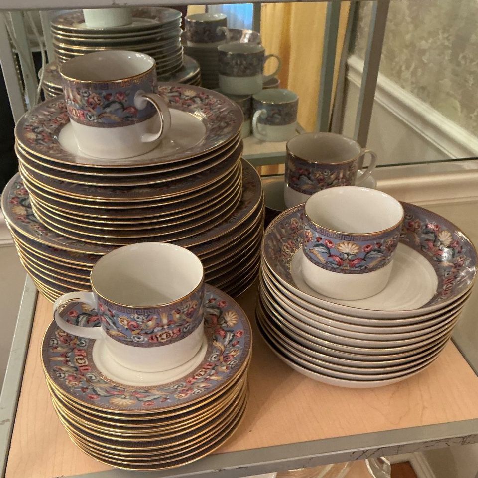 Larrison estate sales woodfield cincinnati043