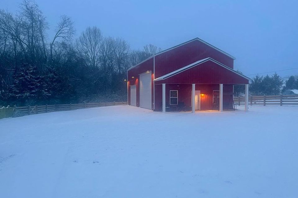 Custom pole barn 3