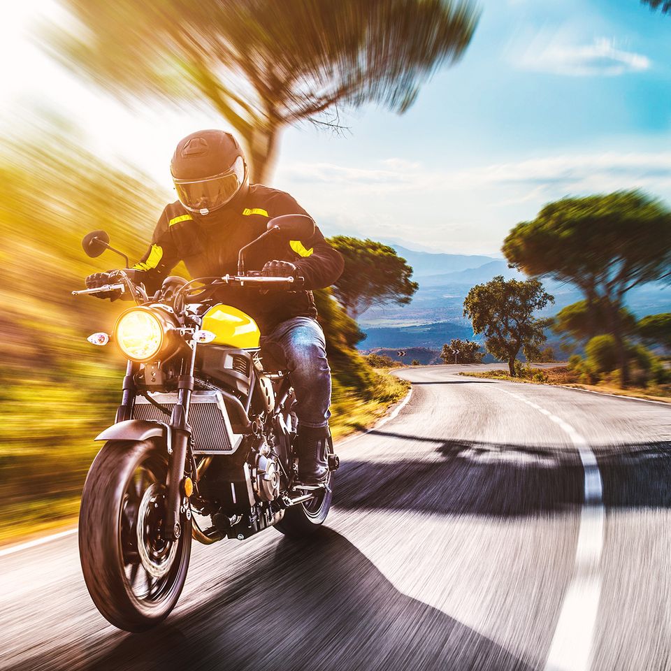 Motorcycle20170417 12730 u62l0i