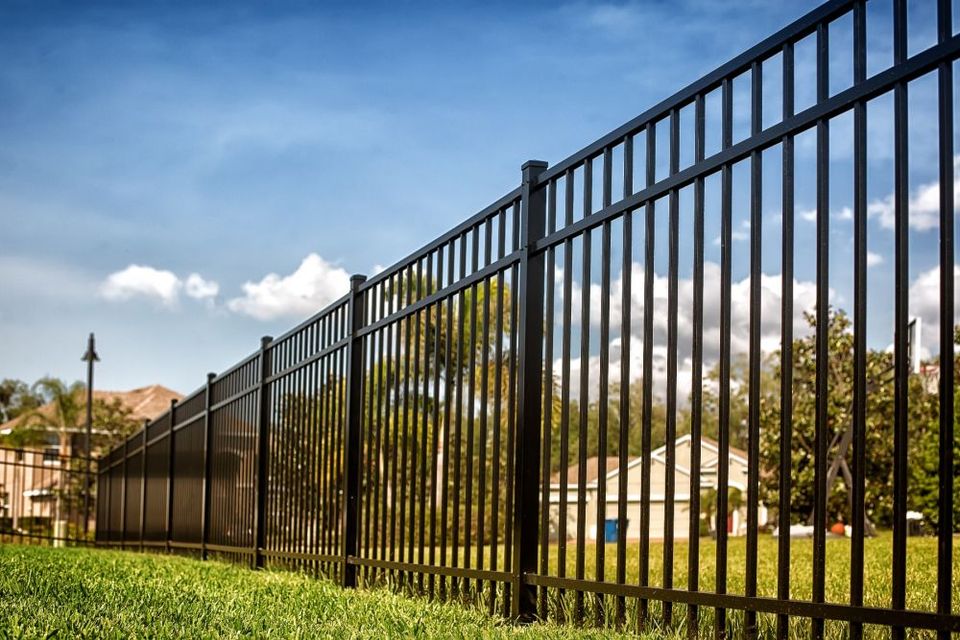 Alum fence 2245